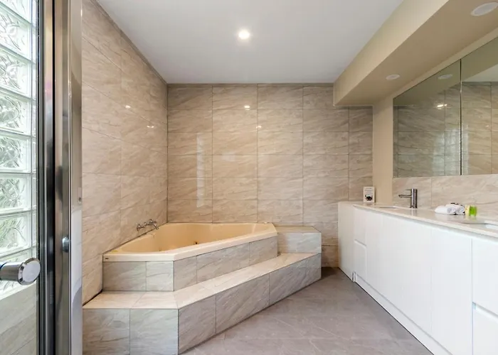 Executive One-Bedroom Apartment